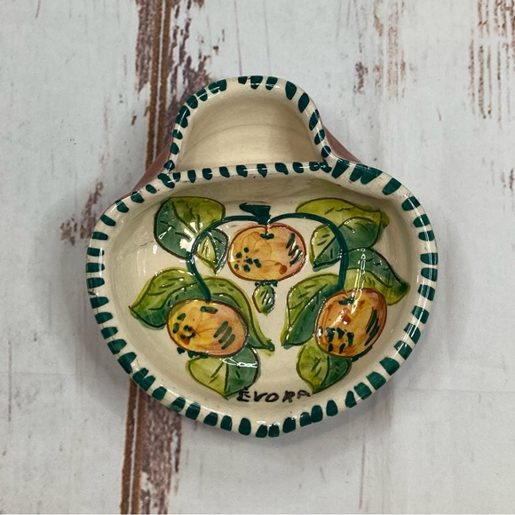 Pottery Olive Dish Signed Hand Painted & Glazed - Picture 1 of 14